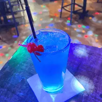 cocktail eletric shark eldorados bar